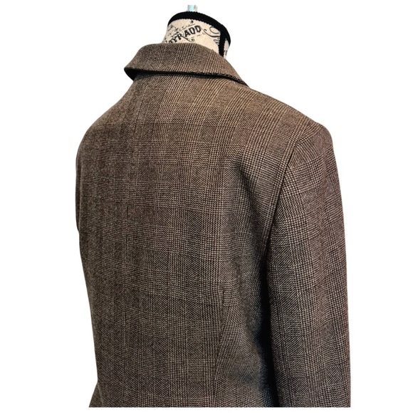 Zenobia Check Wool Blazer. Gray, Black. Size 8 - Picture 12 of 12